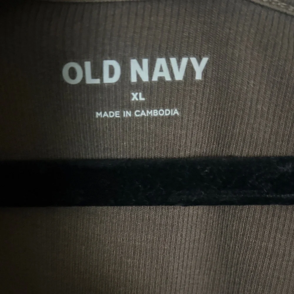 Old Navy Brown Long Sleeve Women's Top - Picture 2 of 3